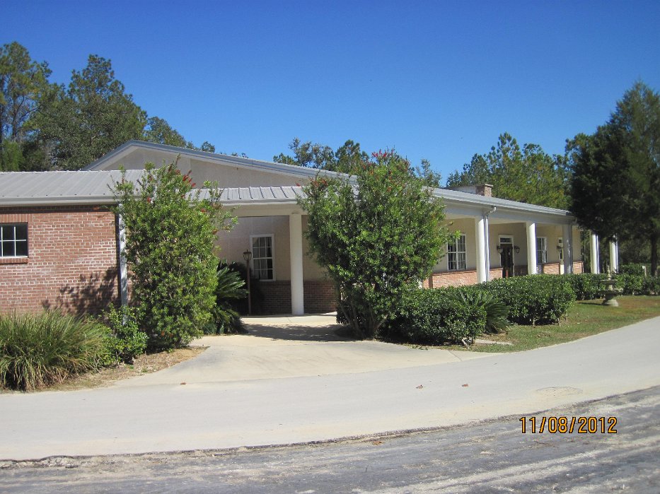 021-Williston RV Resort Outdoor Kitchen Area-12.jpg